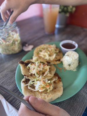 3 Pupusas Combo asada with beans and rice