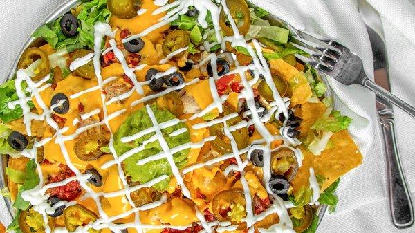 Loaded Nachos with Shredded Chicken