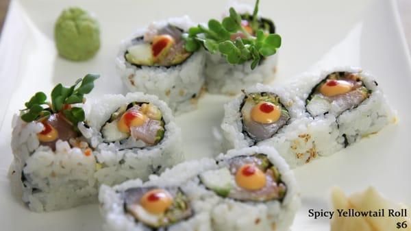 Spicy Yellowtail Roll