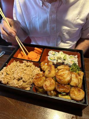 Bento Box- scallops were good, fried rice not so good.