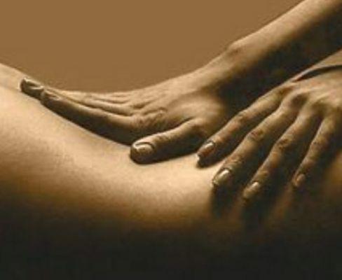 Hands That Care...
@MassageDeva www.infiniteserenityservices.com to Book a SeSsion