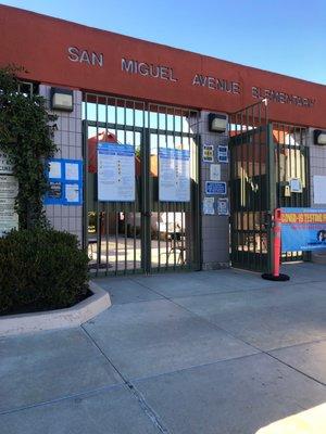 San Miguel Avenue Math-Science Magnet School