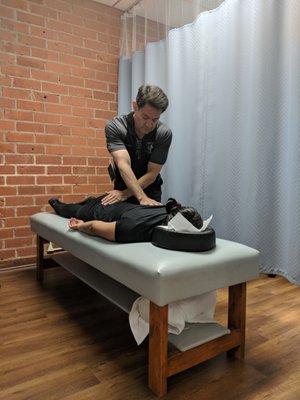 Dr. Nino Physical Therapy in Pasadena