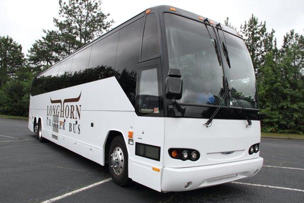 The best provider of charter bus rentals in Dallas, TX.