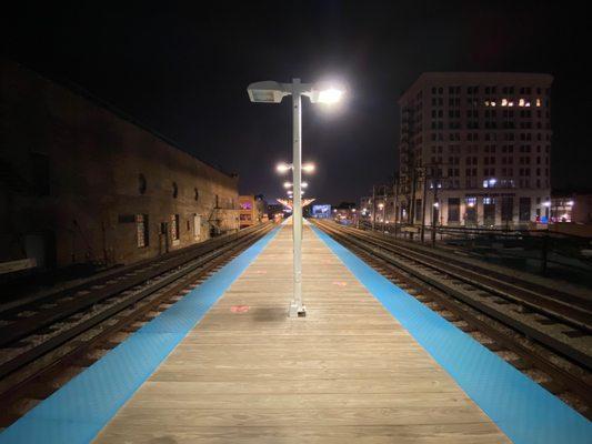 North end of platform looking south