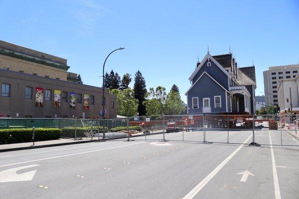 Another view resting in the middle of the street. Intersection of Middlefield Road and Hamilton Avenue