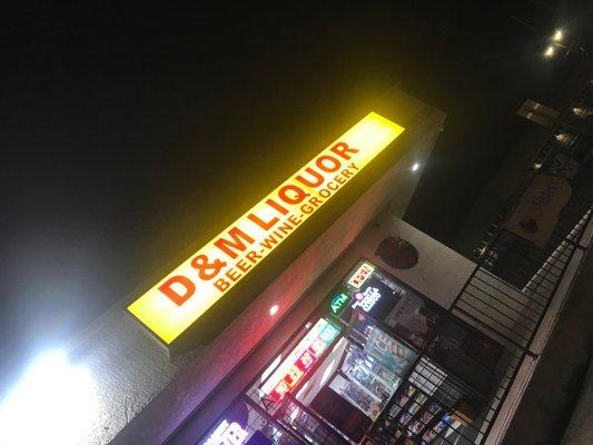 D&M Liquor