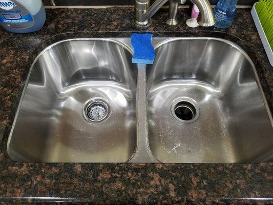 This could be your sink after a good scrubbing by yours truly!