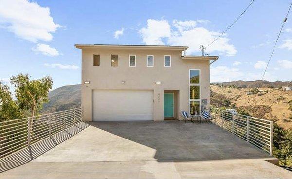 4221 Ocean View Drive Malibu, CA. Sold for $1,405,000- Represented buyer. Sold on 1/27/21