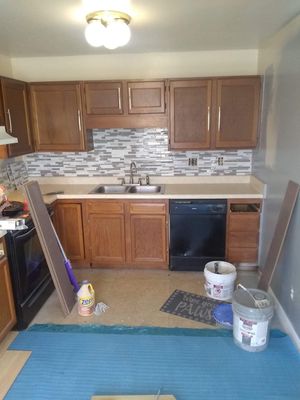 New tiled backsplash