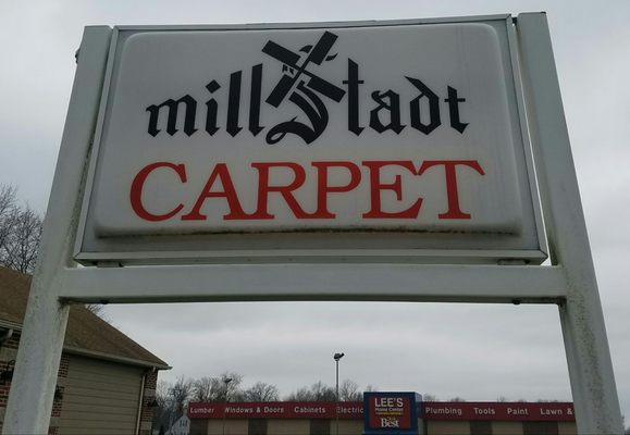 Millstadt Carpet