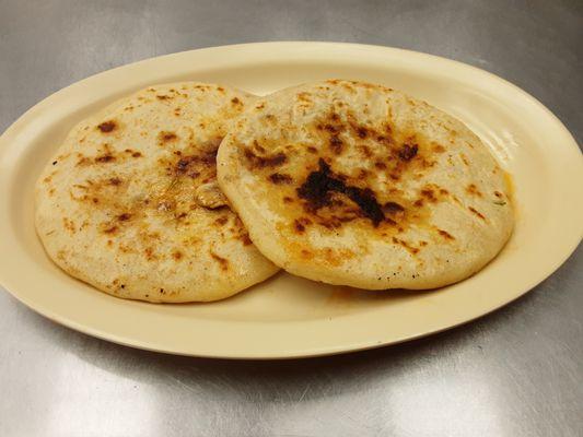 Ricas pupusas Salvadoreña