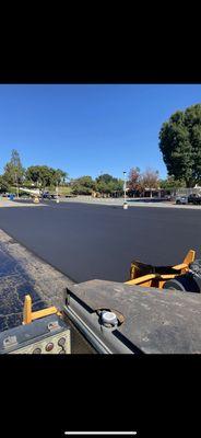 Asphalt overlay paving