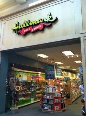 Di's Hallmark Shop