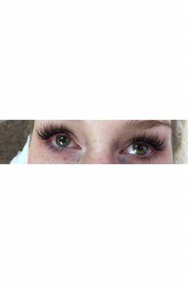 Full set of lash extensions