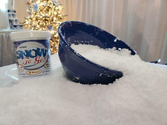 Make artificial snow instantly that looks and feels like real fresh fallen fluffy snow.