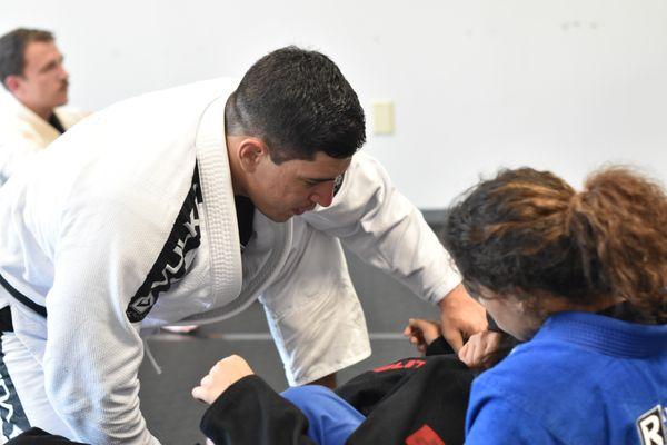 Fixing the small details that makes all the difference for our little Lions to grow strong on their Jiujitsu path!