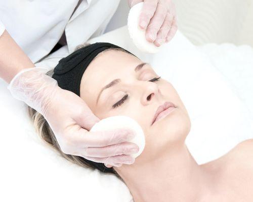 Ask about our Hydrafacial Promotion for Summer - Get Luna Beauty member Rates for new customers