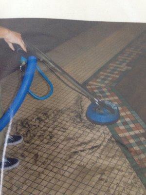 High pressure tile cleaning