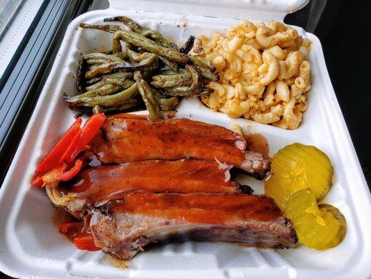 Ribs, Green Beans, Mac & Cheese