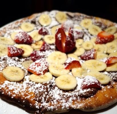 Nutella pizza!