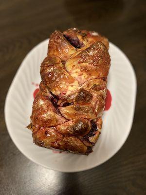 Boozey Berry Challah