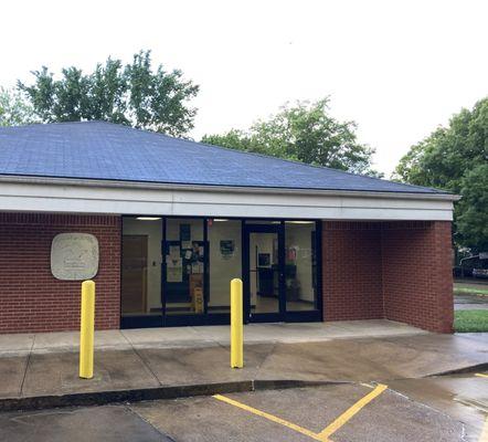 view of front (public) entrance to the Earle post office