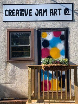 The main entrance to Creative Jam Art Co.