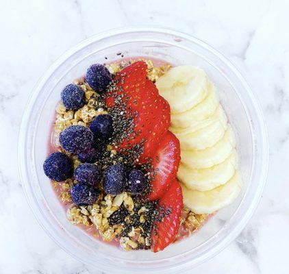 Acai Bowl and Protein Bowl so good and filled with organic ingredients and fruits