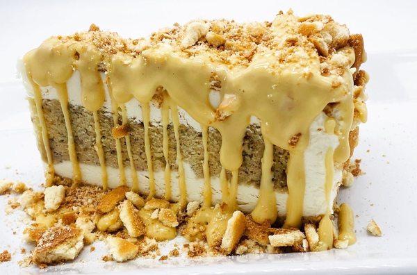 Banana Pudding Cake Cheesecake