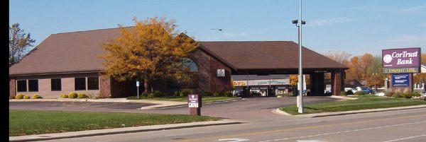 Outside view of Marion Road CorTrust Bank branch in Sioux Falls, SD.