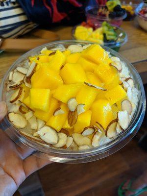 Mango shaved ice