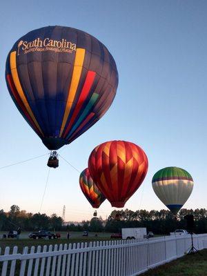 Balloons before the Victory Cup