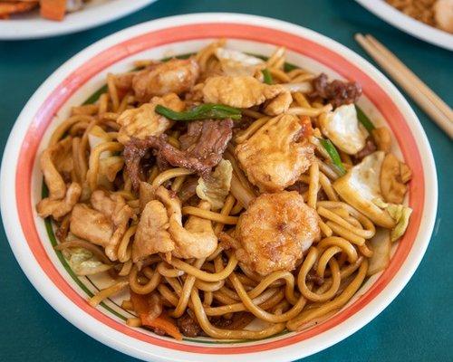 Chicken & Shrimp Lo Mein