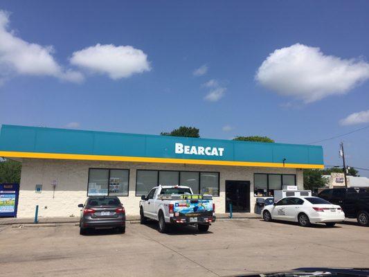 Bearcat Cafe