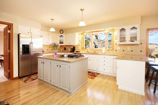 Country Kitchen/Hardwood Floors Gas Top Range/Walk-in Pantry 3167 Nelson Rd Longmont  $1,175,000