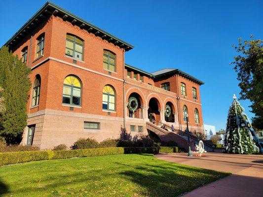 Alameda City Hall