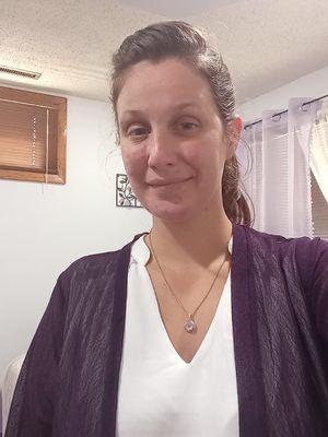 Miranda Lynn LMT, Life Coach, Reiki practitioner, Life Path Tarot Reader.