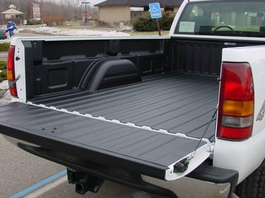 Sprayed-on Truck bed lining