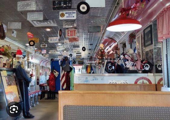 Mel's Diner Interior