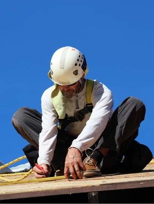 ABC SOLAR Installation worker