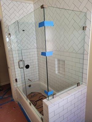 Frameless shower door clear glass temper