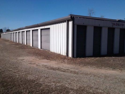 Yonah Farm & Rentals Mini Storage