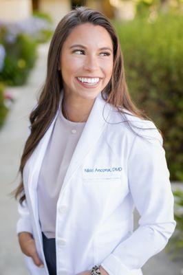 Dr. Nikki Ancona