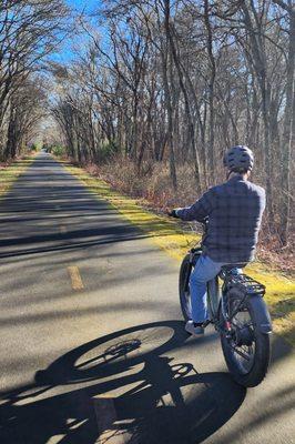 E bike adventure tours and rentals on car free recreational trails