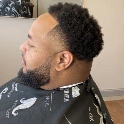 Taper Fade w/ beard lining