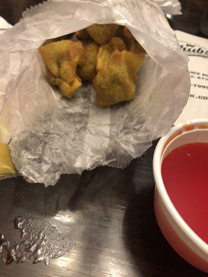 Fried wontons