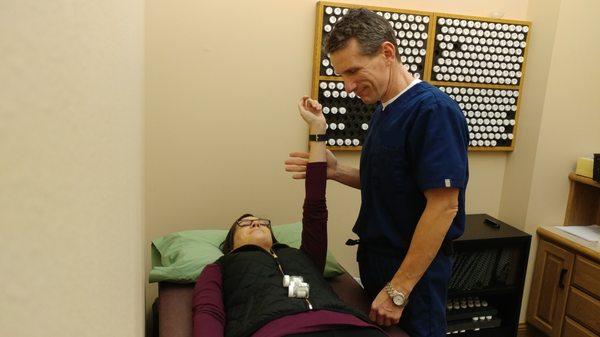 Dr. Mike has specialized training in Applied Kinesiology, Nutrition and Neurology.