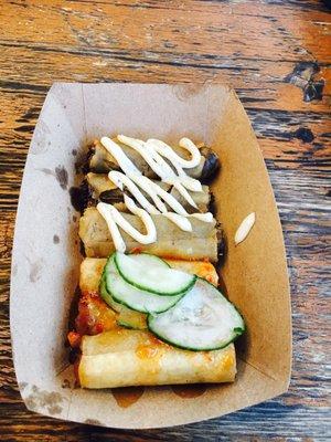 Mushroom lumpia