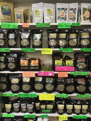 KRATOM FOR SALE!  MANY VARIETIES!!